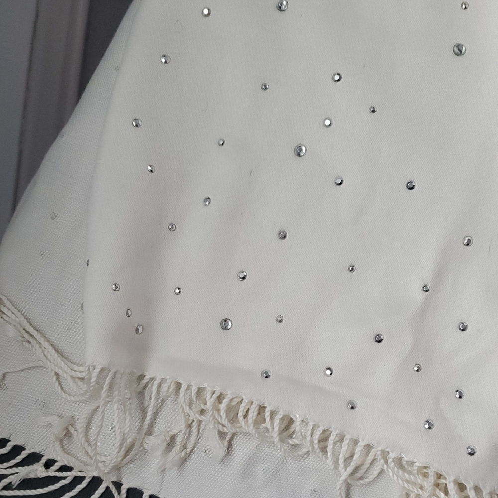 White House Black Market White Rayon Scarf